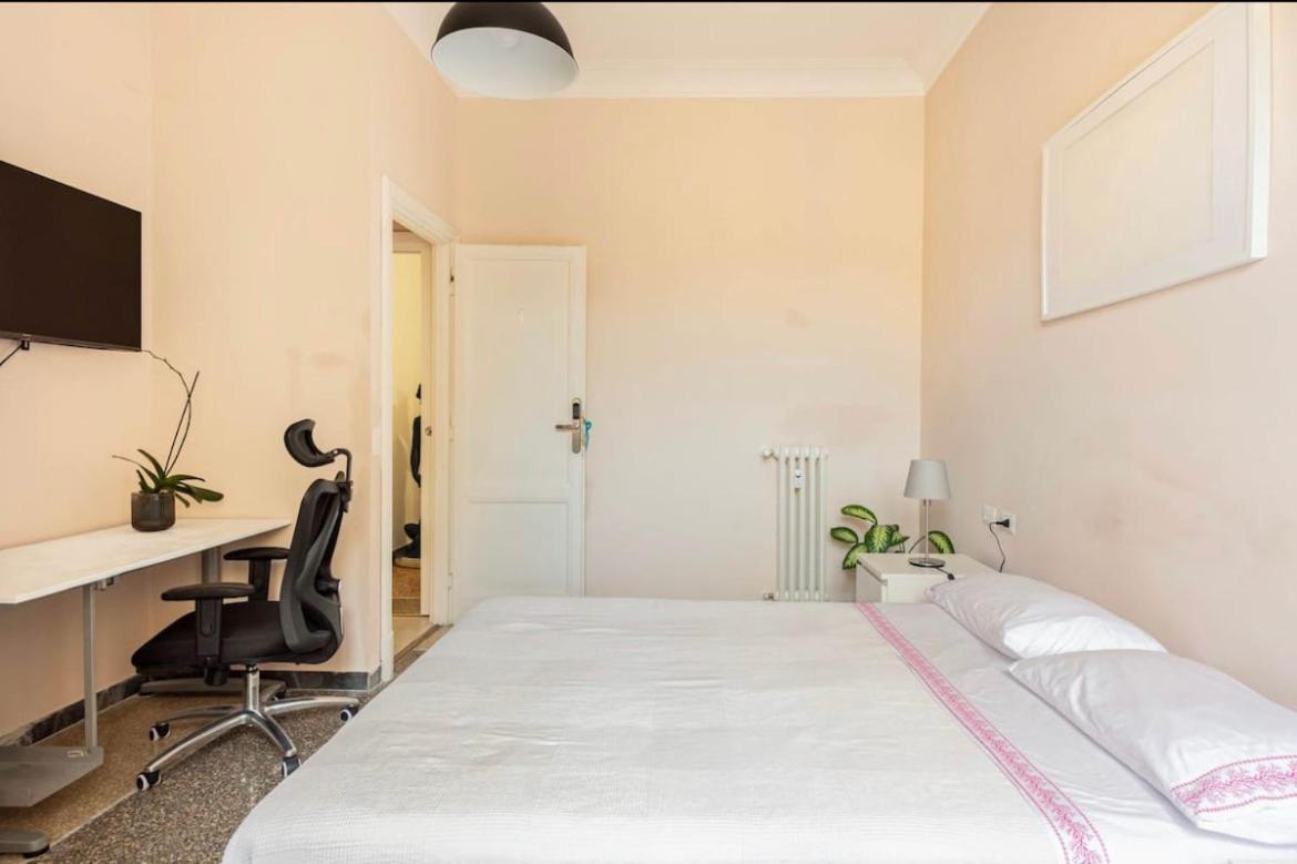 Roma Private Rooms ภายนอก รูปภาพ