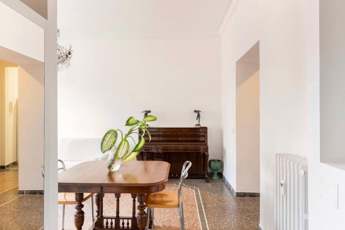 Roma Private Rooms ภายนอก รูปภาพ