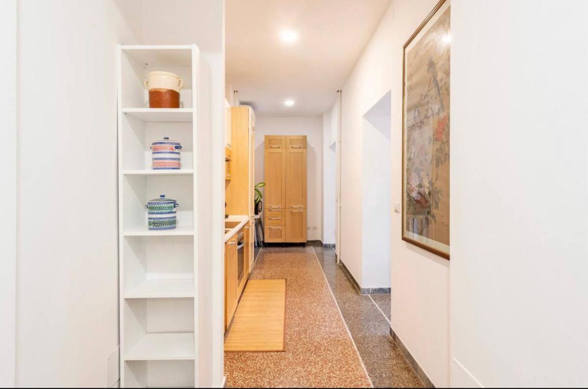 Roma Private Rooms ภายนอก รูปภาพ