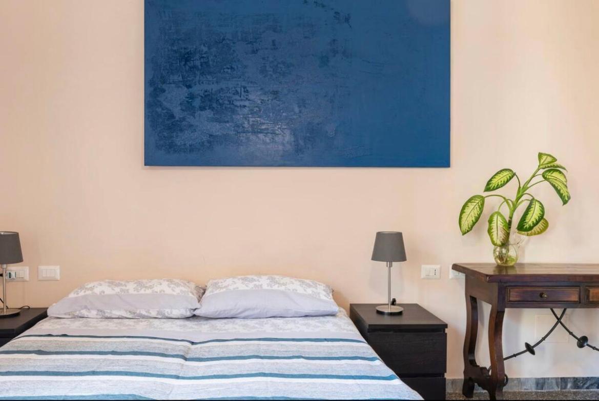 Roma Private Rooms ภายนอก รูปภาพ