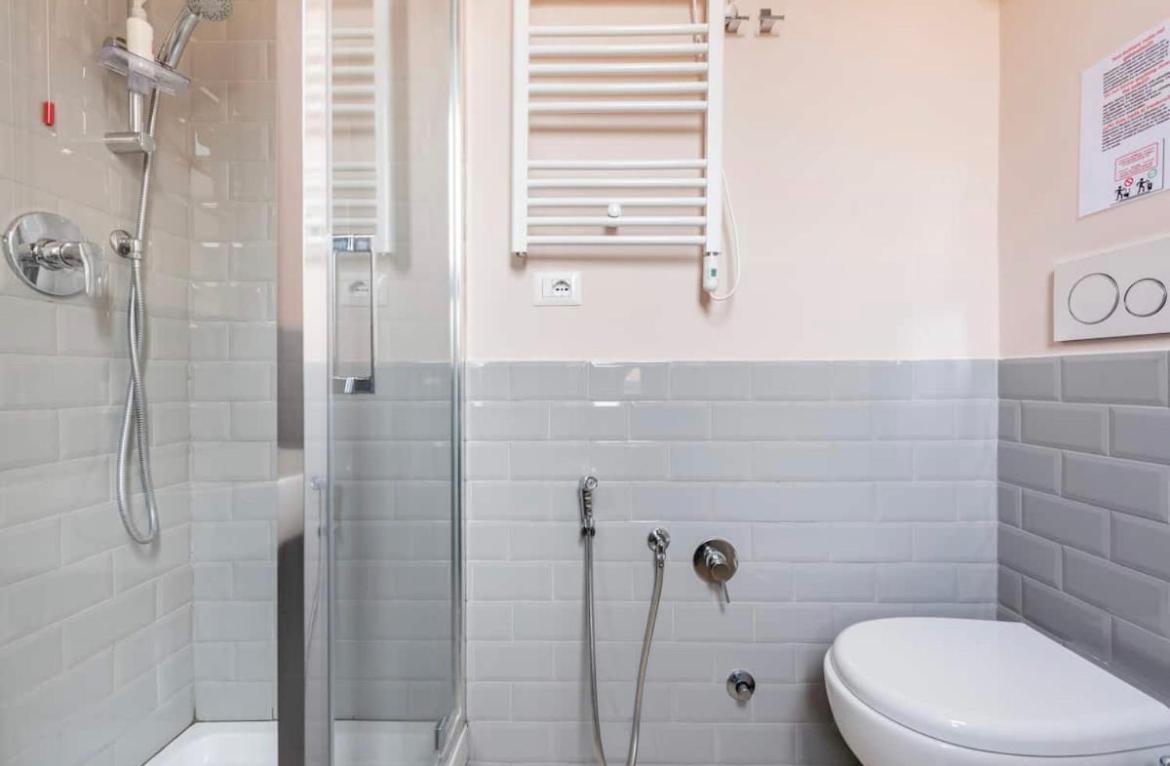 Roma Private Rooms ภายนอก รูปภาพ